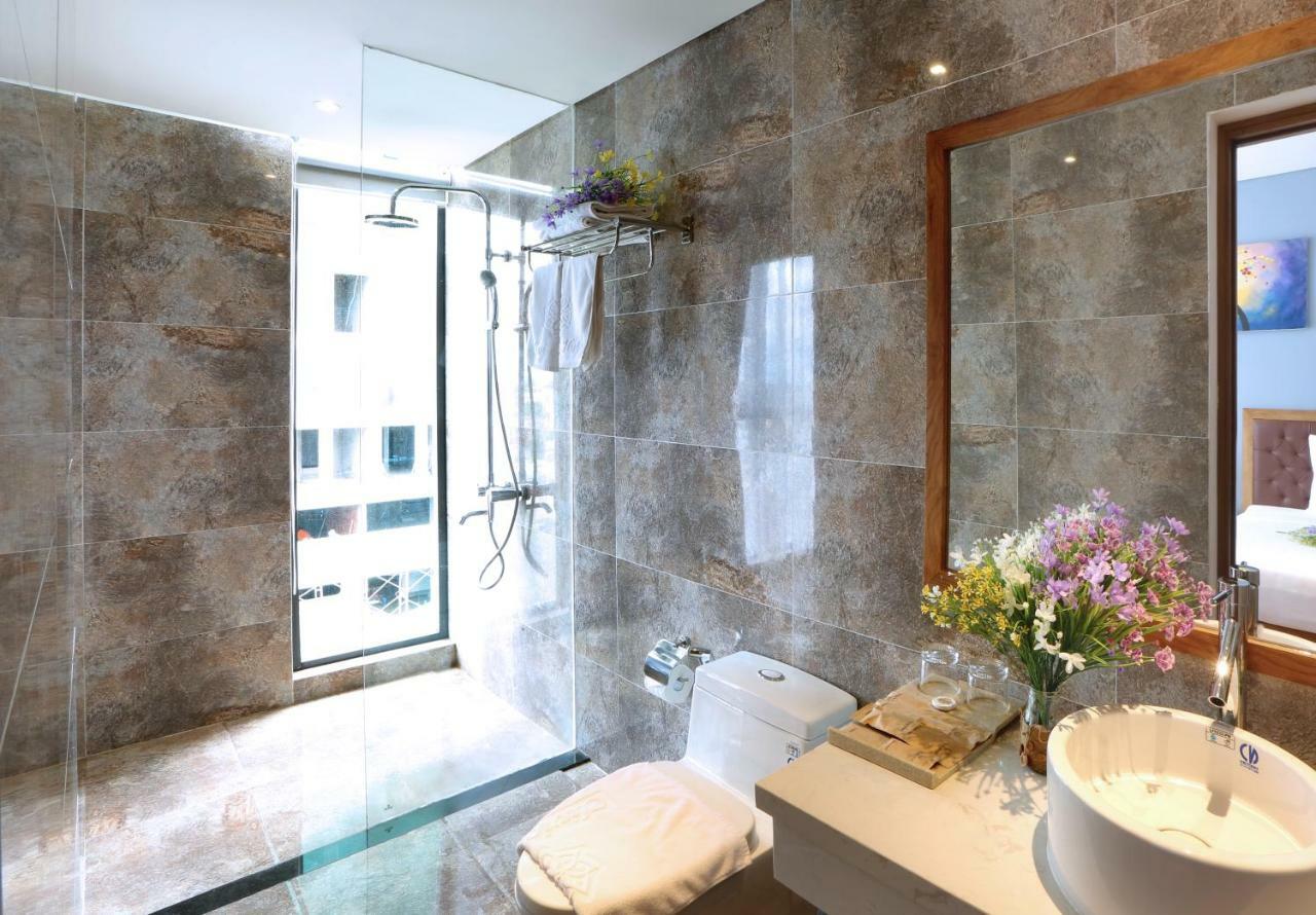 Clivia Hotel & Suite Da Nang Exteriör bild
