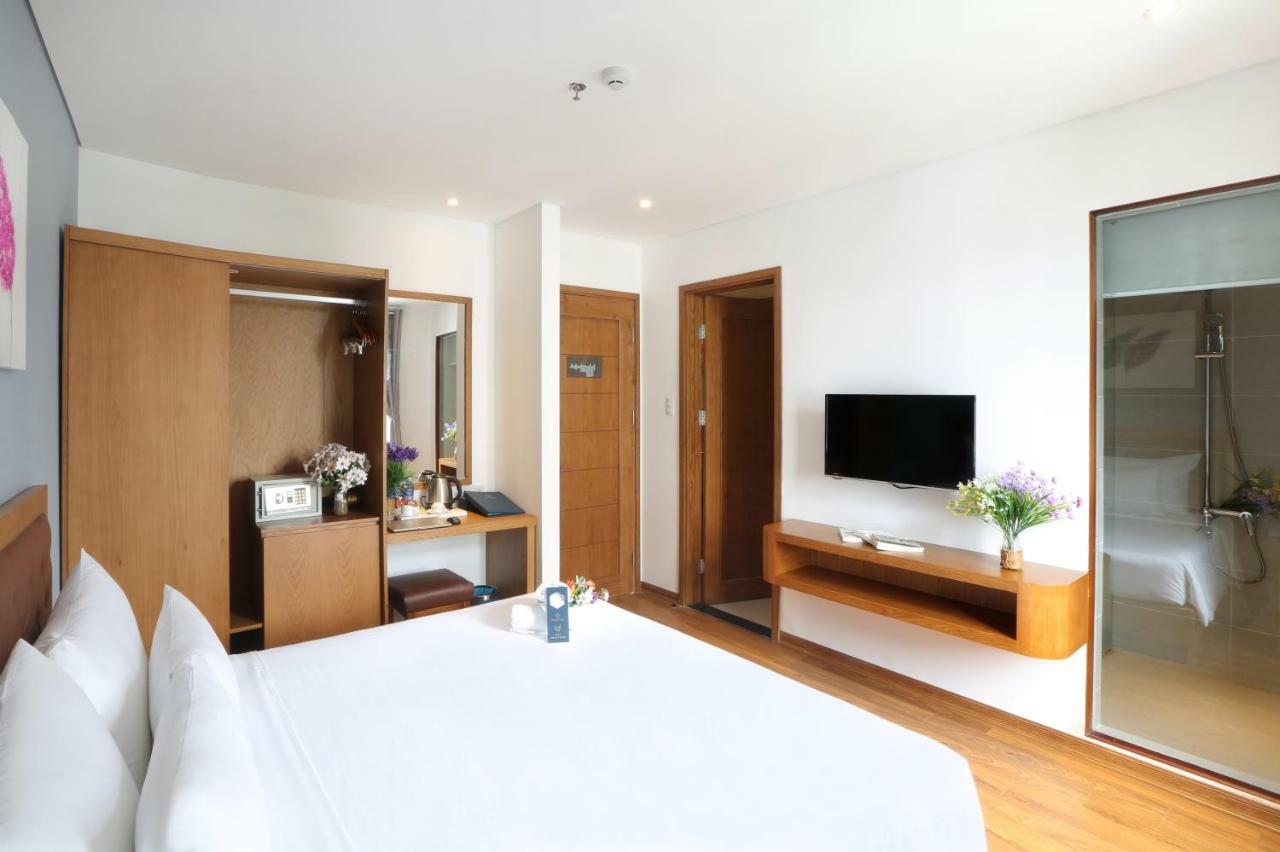 Clivia Hotel & Suite Da Nang Exteriör bild